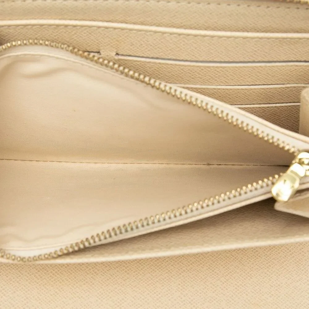 Louis Vuitton Zippy Organizer Long Wallet